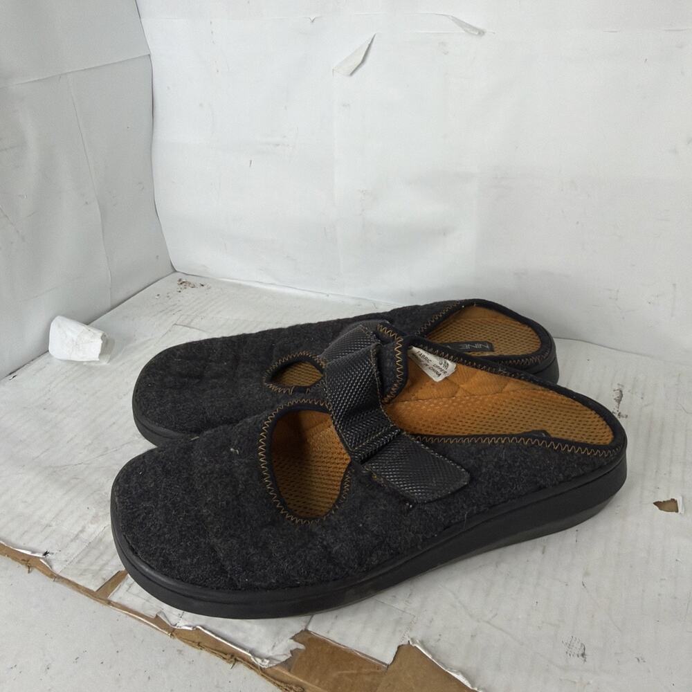 Vintage Nine West Mary Jane Style Slippers Shoes Flats Size 8 M As Pictured